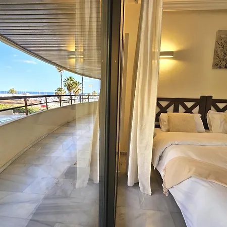 Apartment Piso Unico Sobre La Playa En El Puerto Deportivo - Pass The Keys